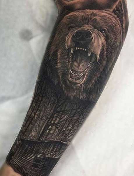 alt="bear and nature realistic black and grey tattoo artist in florida"
