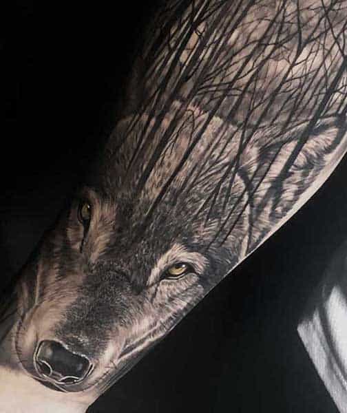 alt=" wolf black and gray tattoo miami midtown"
