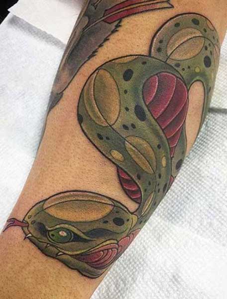 alt="neo raditional snake miami tattoo"